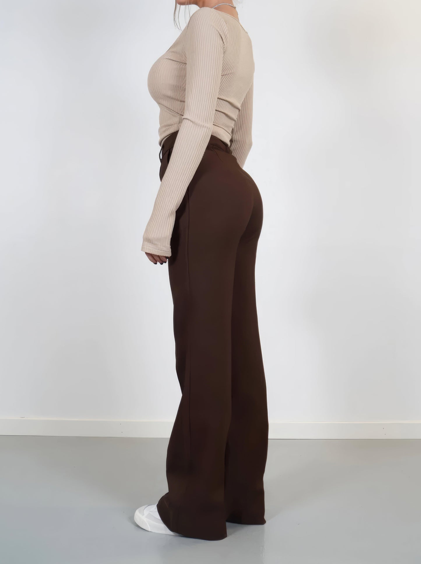 Flora | High-Waisted Wide Leg Trouser for Women | Elegant & Comfortable | Timeless Design