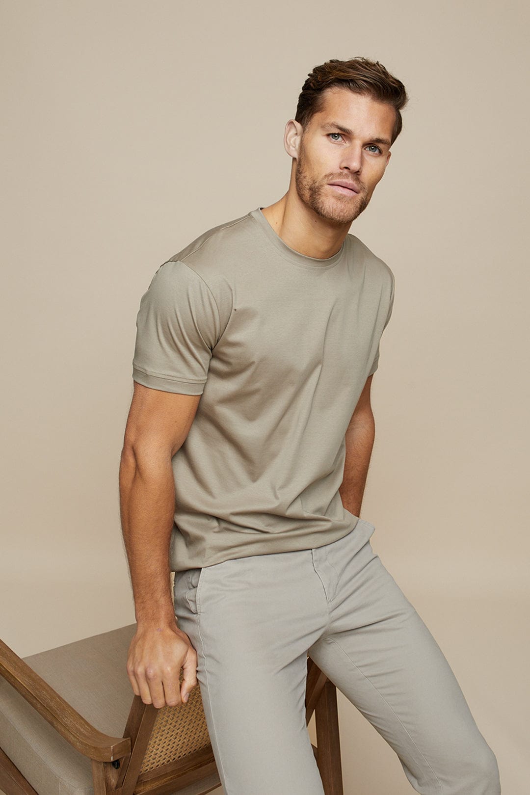 Bernard | Basic Men's T-Shirt | Relaxed Fit | Casual & Comfortable